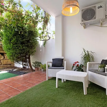 Townhouse With 3 Bedrooms And Sea Views From The Roof Terrace Дом отдыха